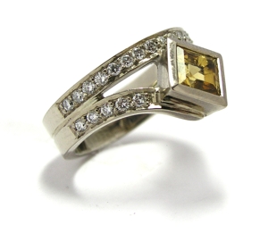 Bague spessartite et diamants