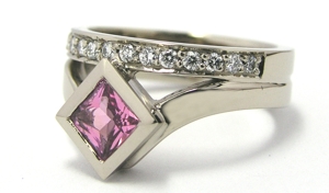 Bague tourmaline rose et diamants