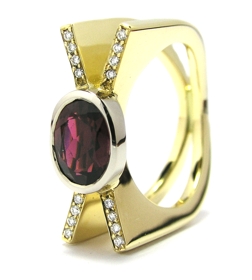 Bague tourmaline rouge diamants modèle Vice Versa