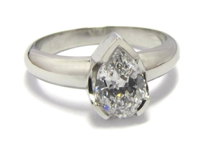 Solitaire Diamant Poire