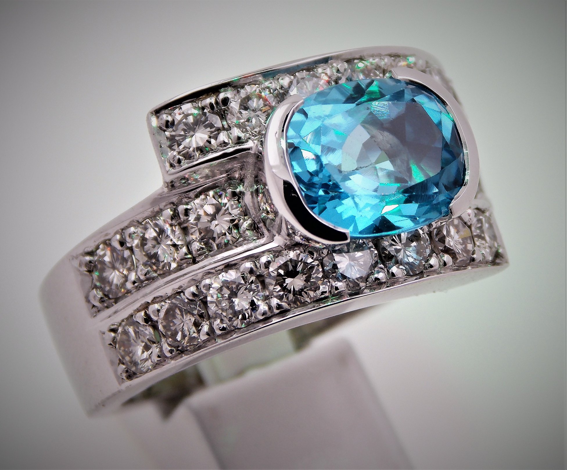 Blautopaz-Ring